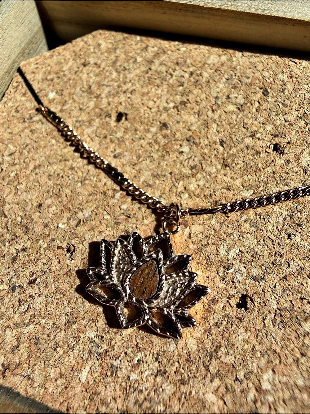 HOLZKERN Balance Necklace Lotus Walnut Rose Gold Necklace Like New - Picture 3 of 4